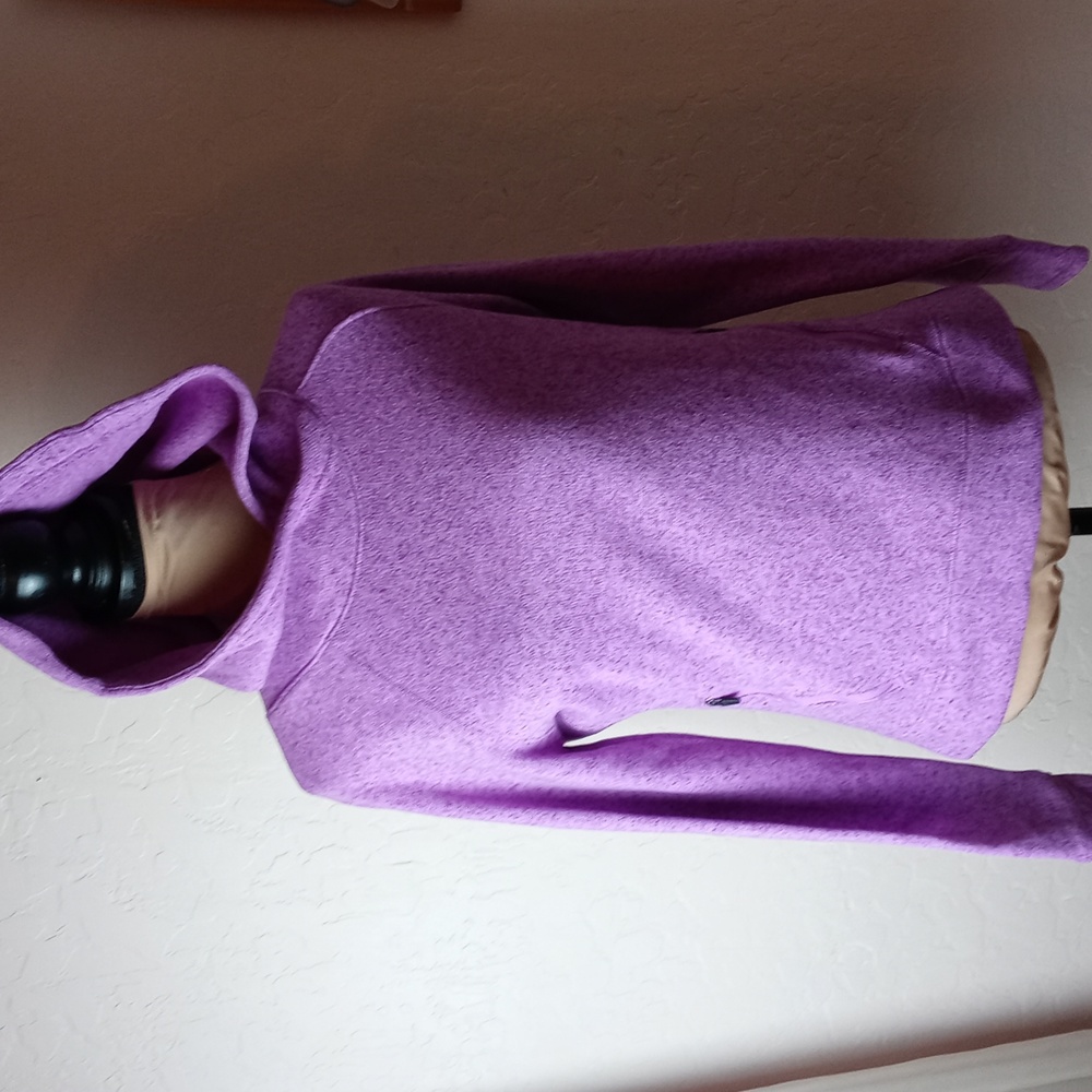 Old Navy Active Hooded Sweatshirt
